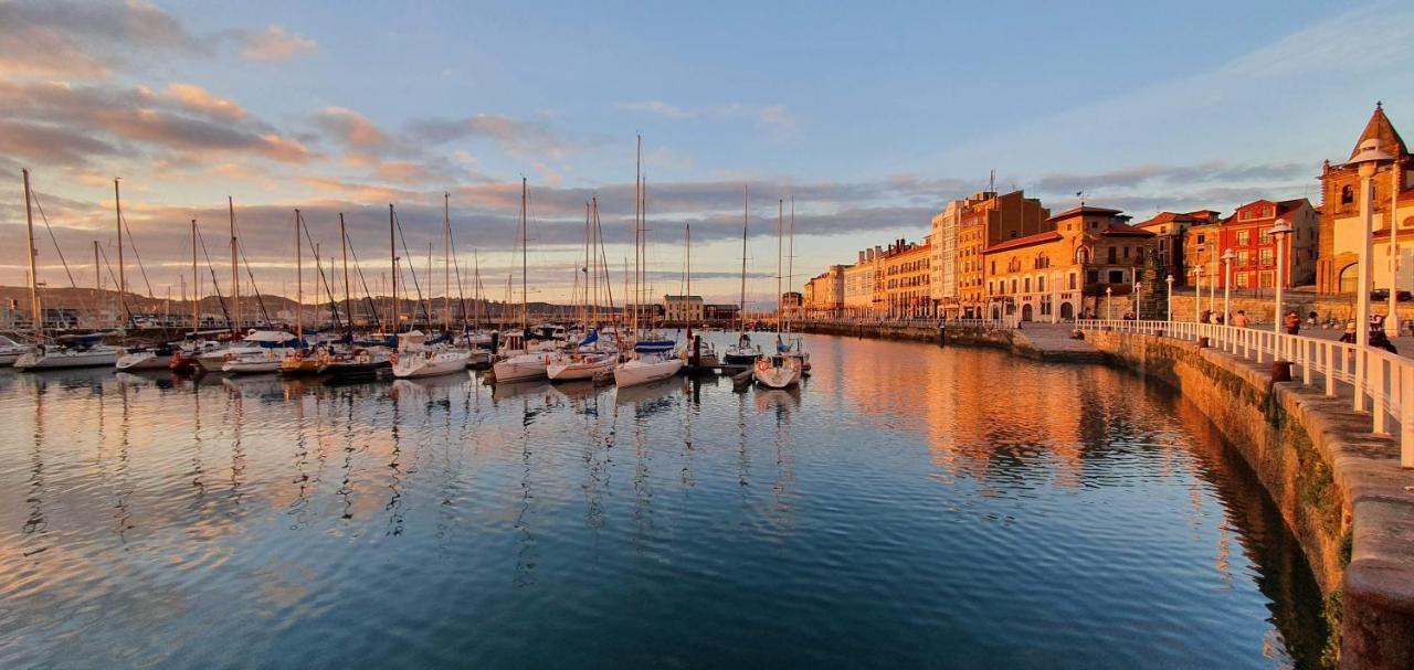 Casa Lantoxana Apartment Gijon Bagian luar foto